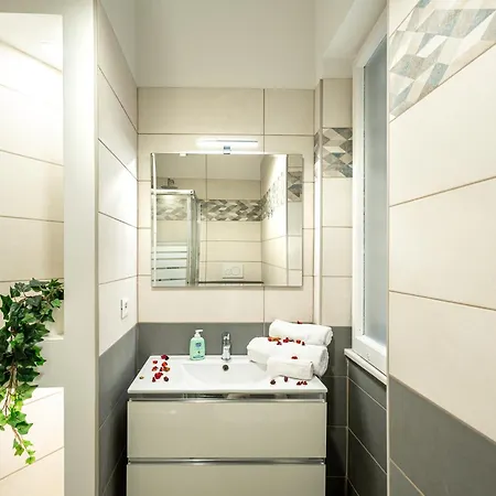 Апартаменты Magichouse 2 2 Bagni -15 Min Colosseo *